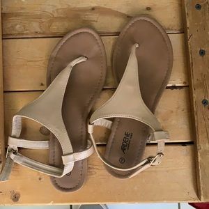 Ardne sandles